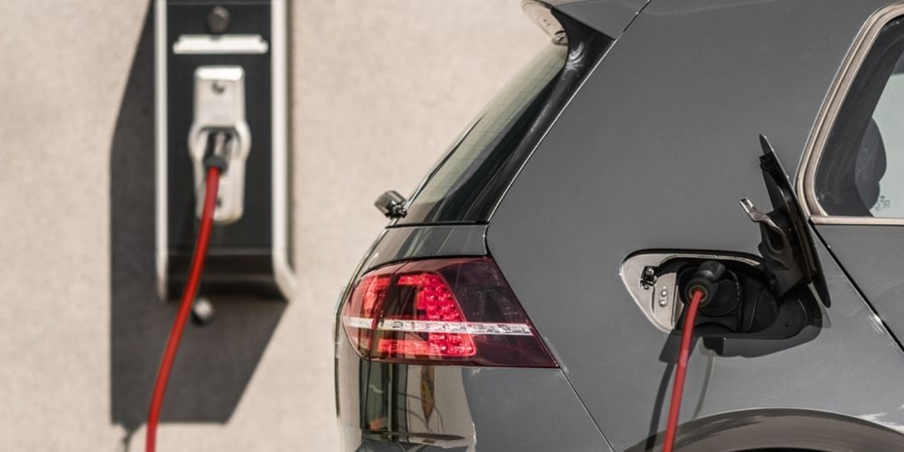 Schutz für E-Mobility bei Elektrotechnik Jakobsen in Bad Schönborn