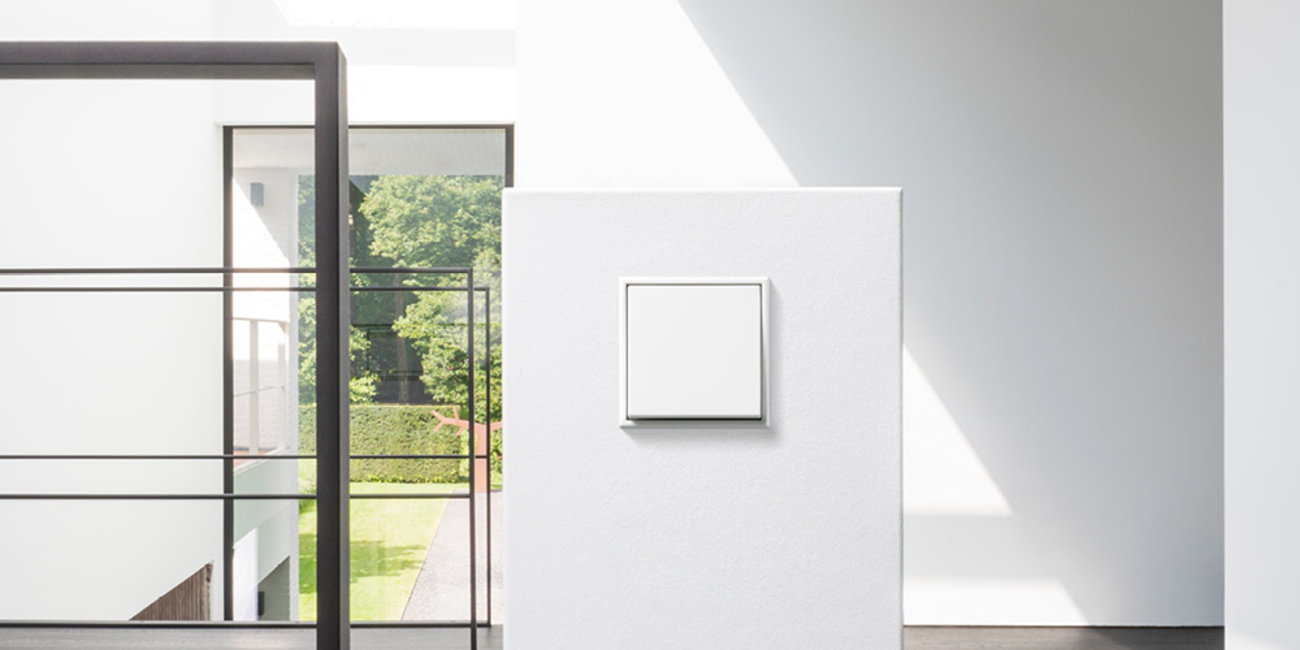 JUNG Schalterprogramme bei Elektrotechnik Jakobsen in Bad Schönborn